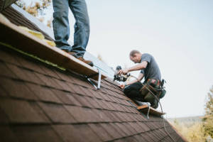 Local Roofers in Kingsbury Plt, ME